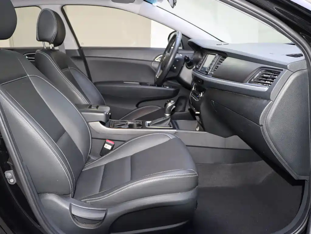 HYUNDAI MISTRA 2018