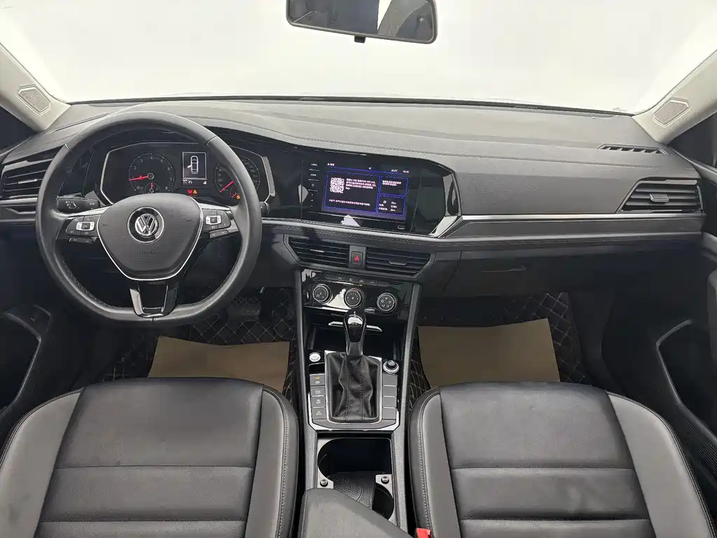 VOLKSWAGEN SAGITAR 2019