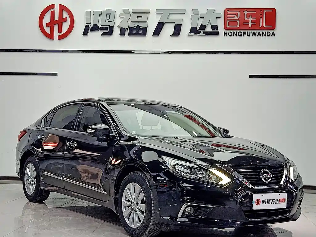 NISSAN TEANA 2018