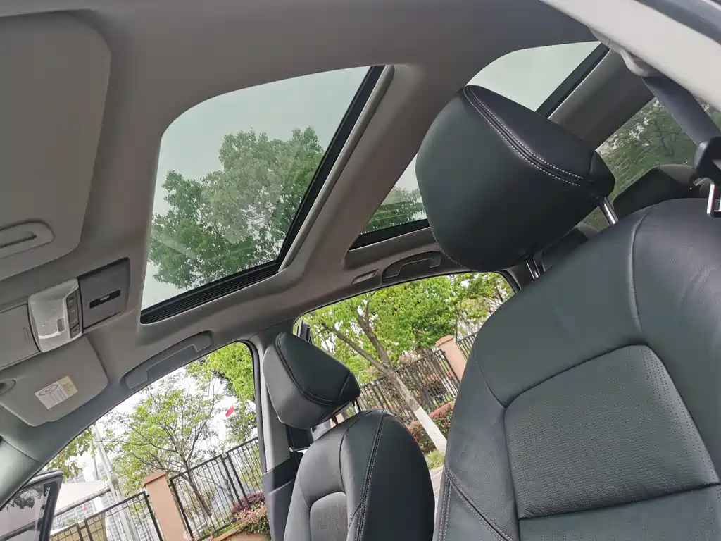 NISSAN TEANA 2019