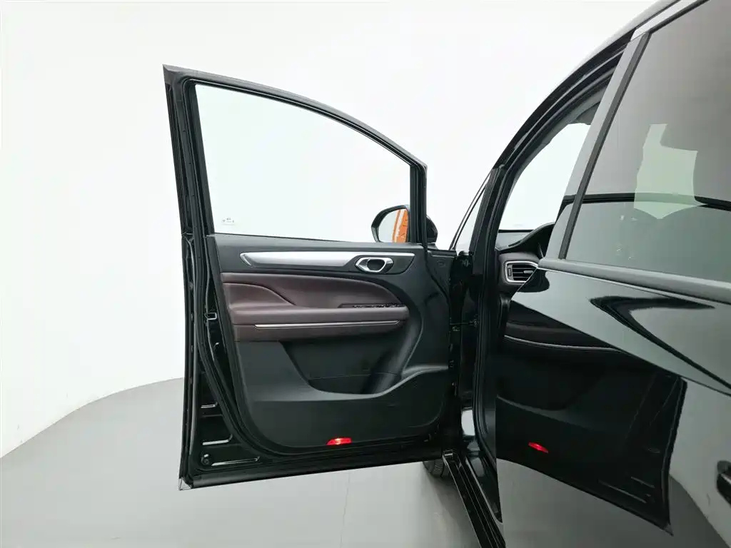 TRUMPCHI M6 2021