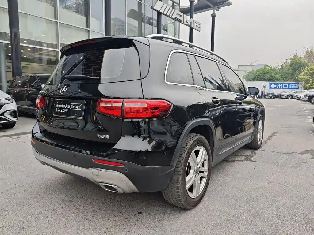 MERCEDES BENZ GLB 2022