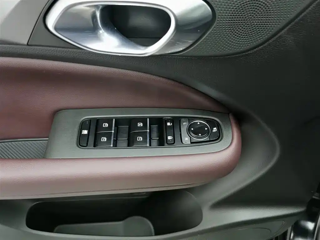 TRUMPCHI M6 2021