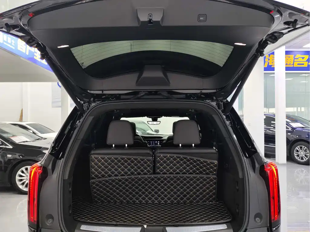 CADILLAC XT6 2020