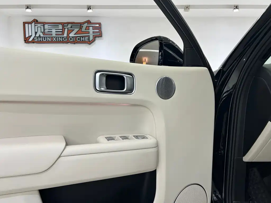 LI AUTO L9 2023