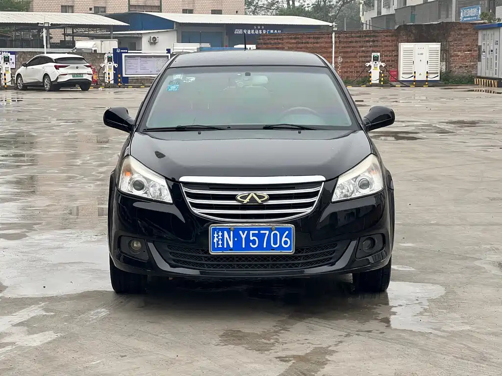 CHERY E5 2011
