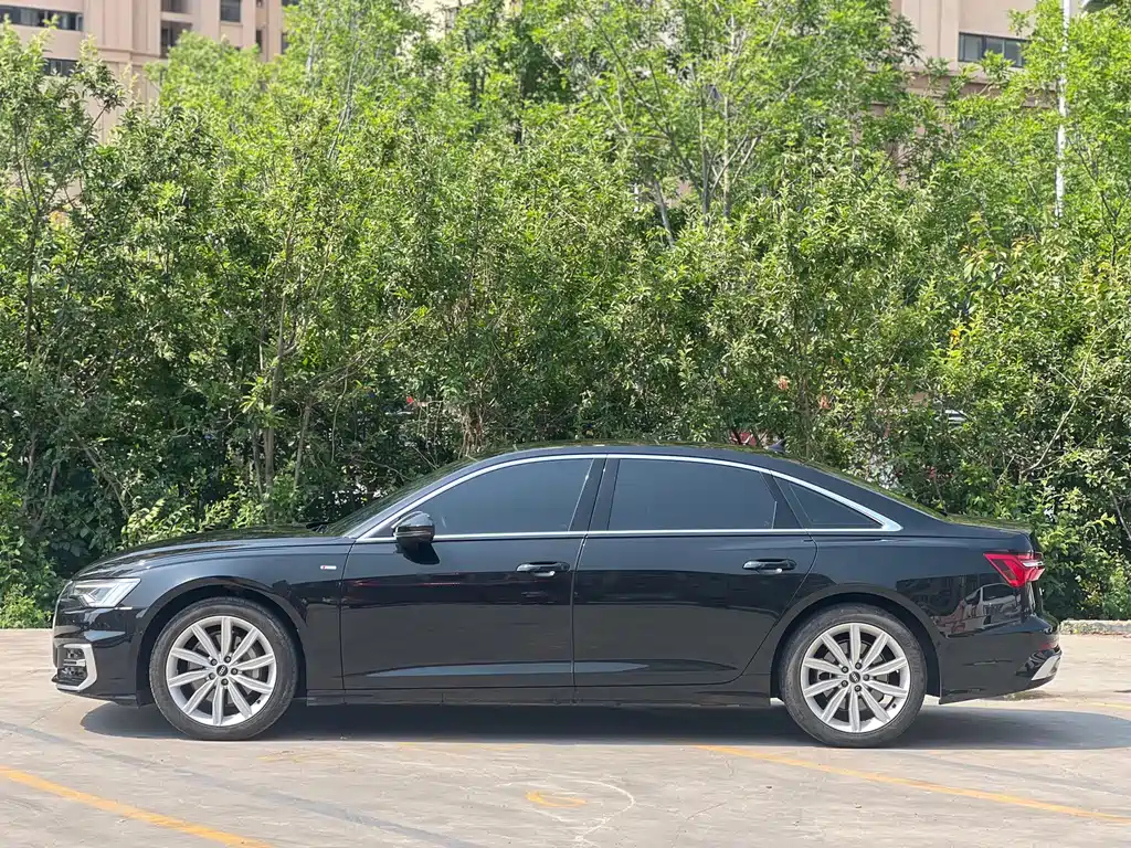 AUDI A6L 2022