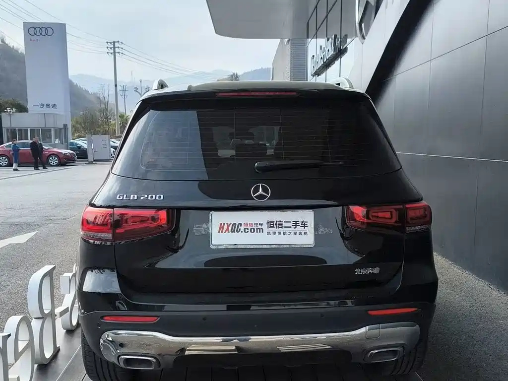 MERCEDES BENZ GLB 2022