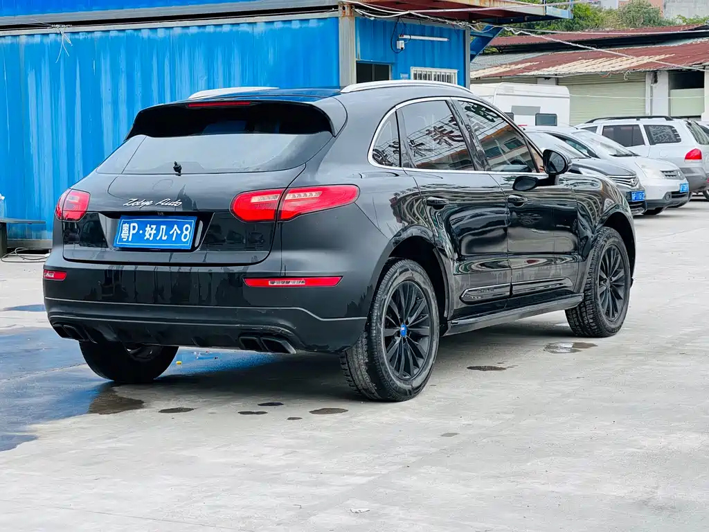 ZOTYE SR9 2017