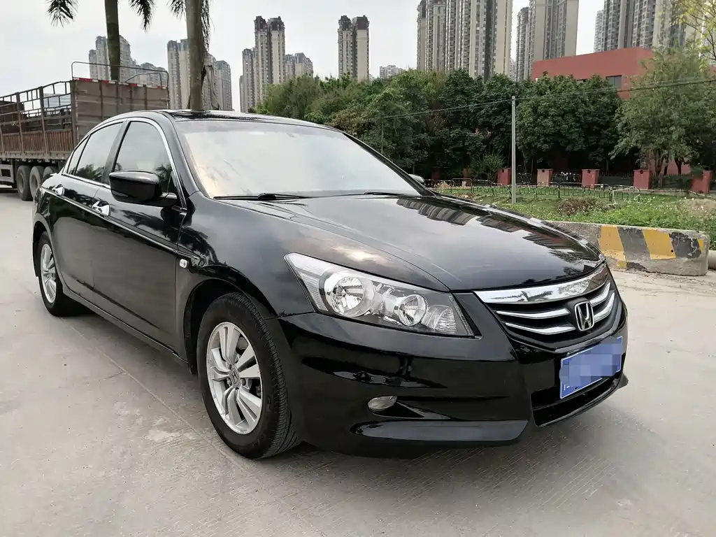 HONDA ACCORD 2011