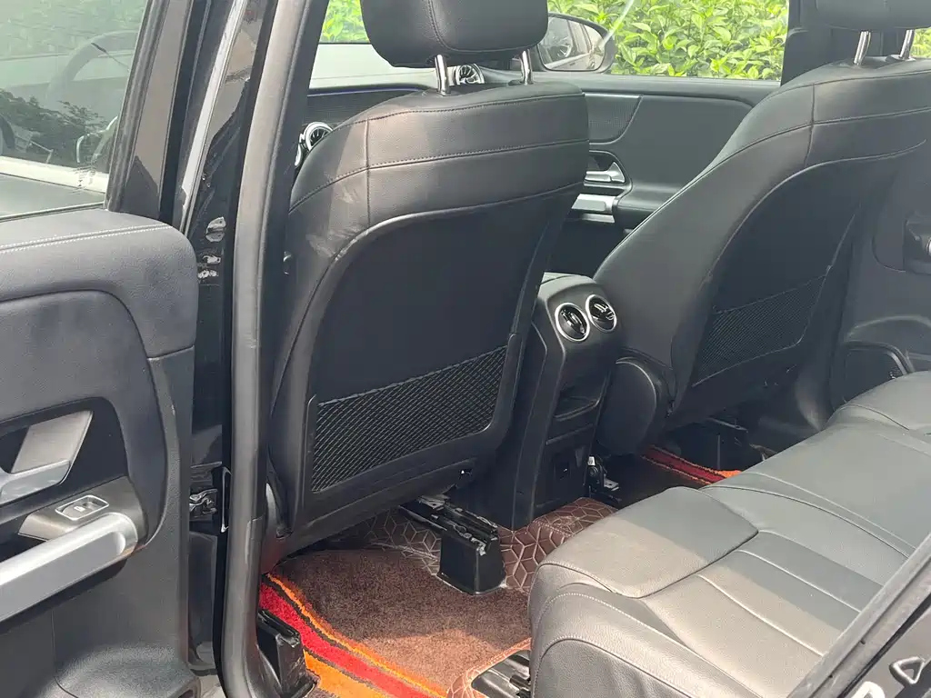 MERCEDES BENZ GLB 2022