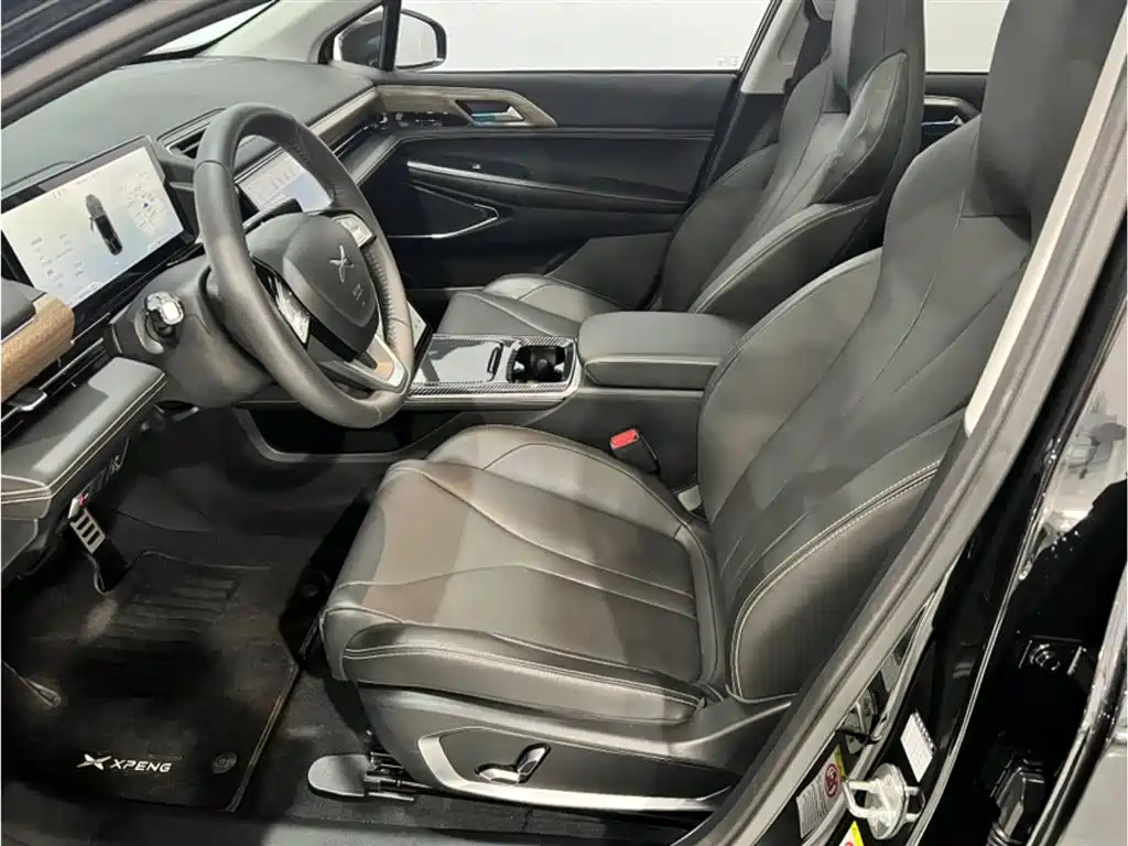 XPENG MOTORS P5 2023