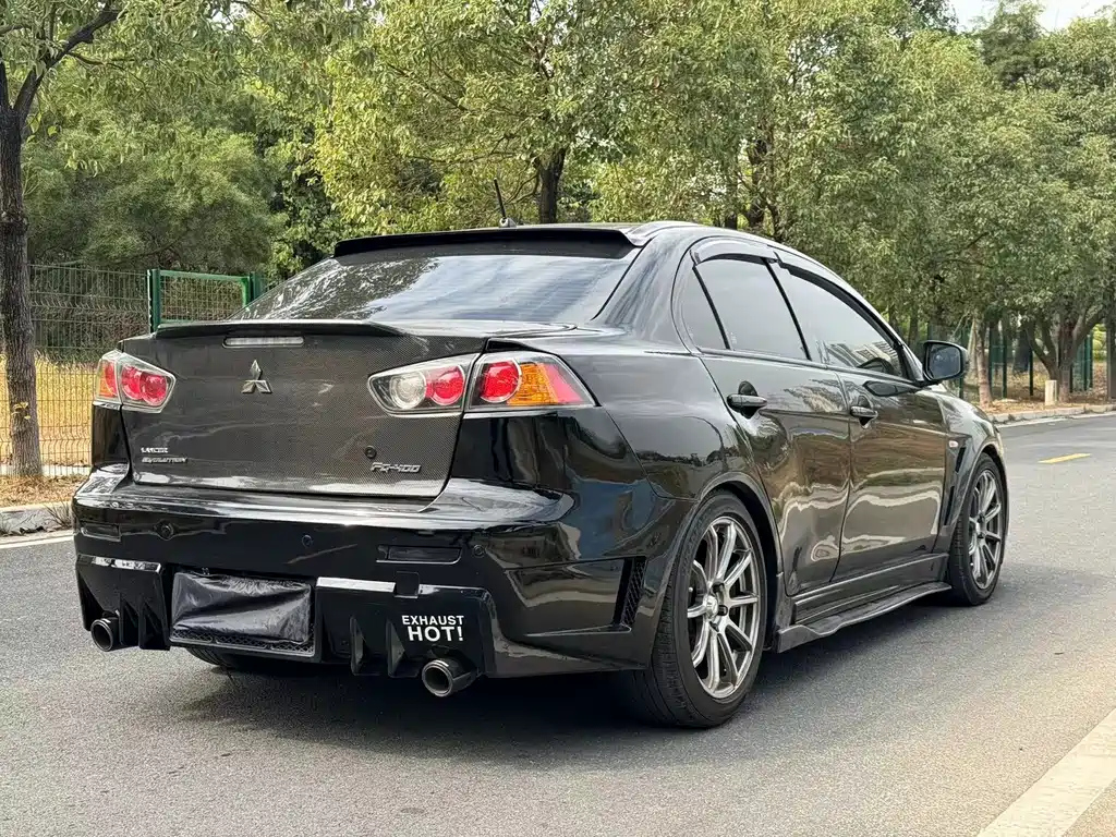 MITSUBISHI LANCER EX 2013