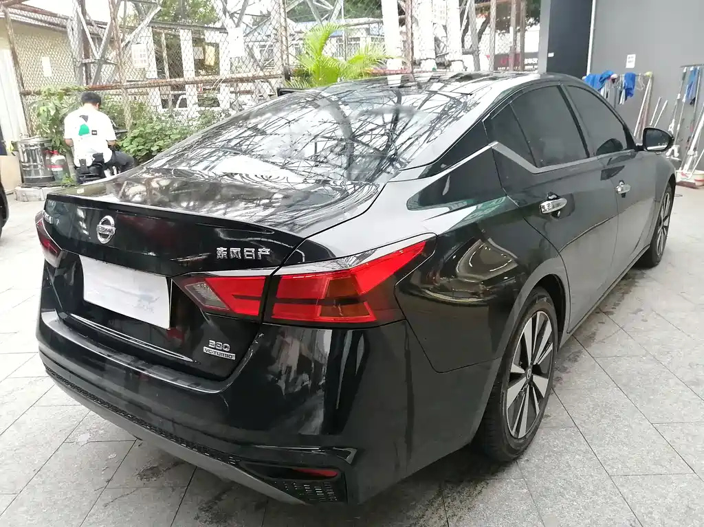 NISSAN TEANA 2022