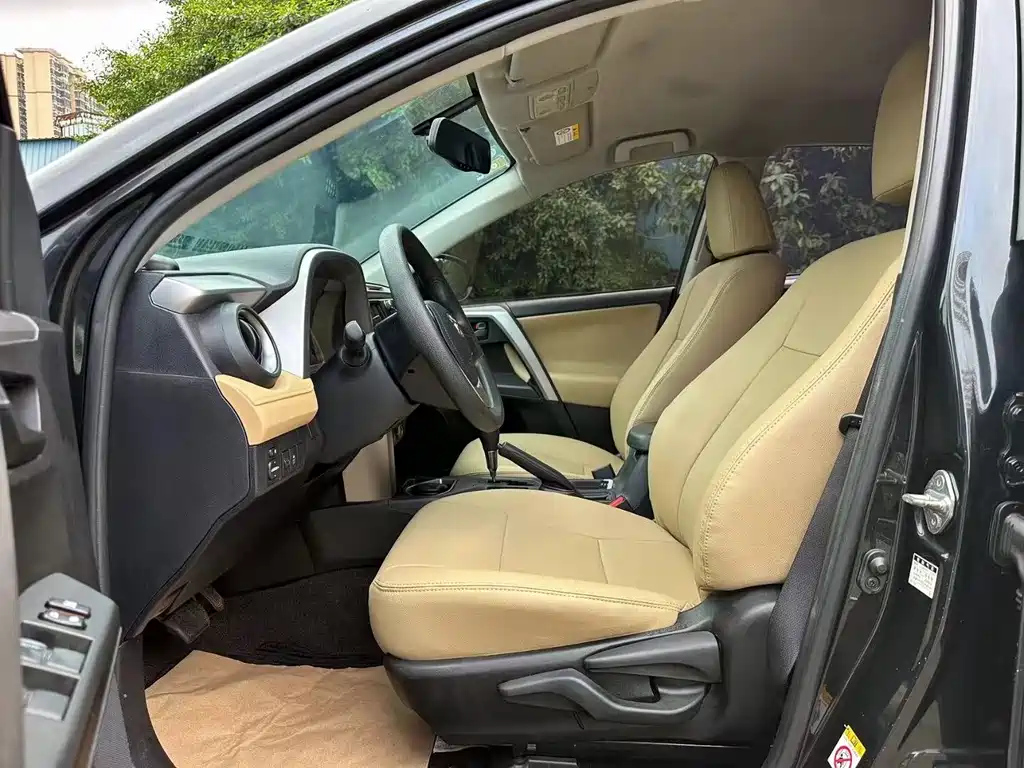 TOYOTA RAV4 RONGFANG 2017
