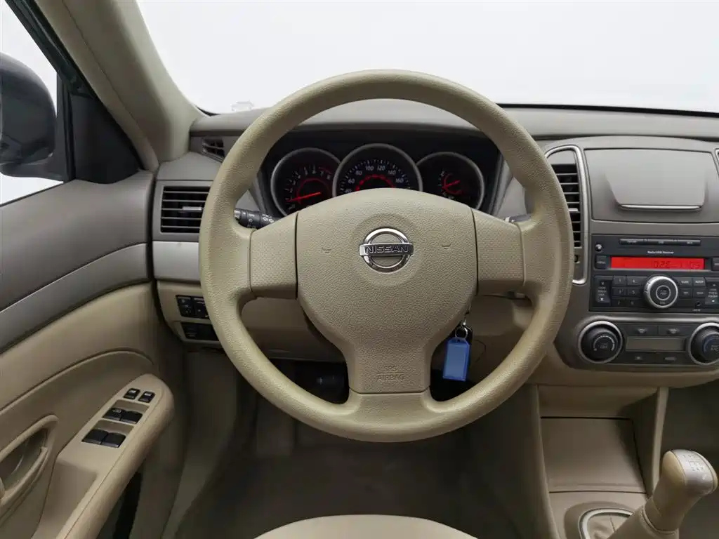 NISSAN SYLPHY 2018