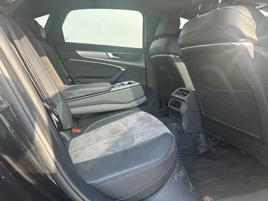 AUDI A6L 2022