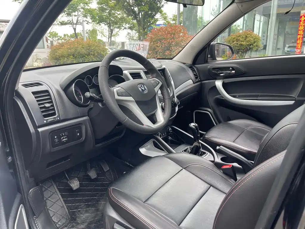 CHANGAN CS35 2016