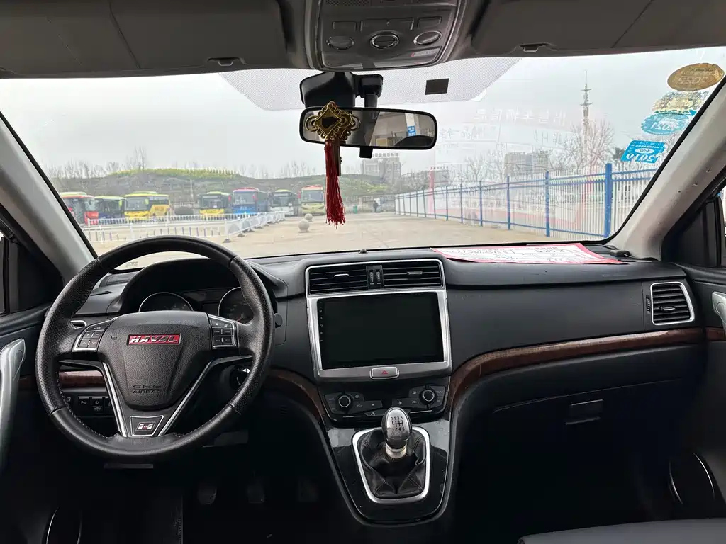HAVAL H6 2015