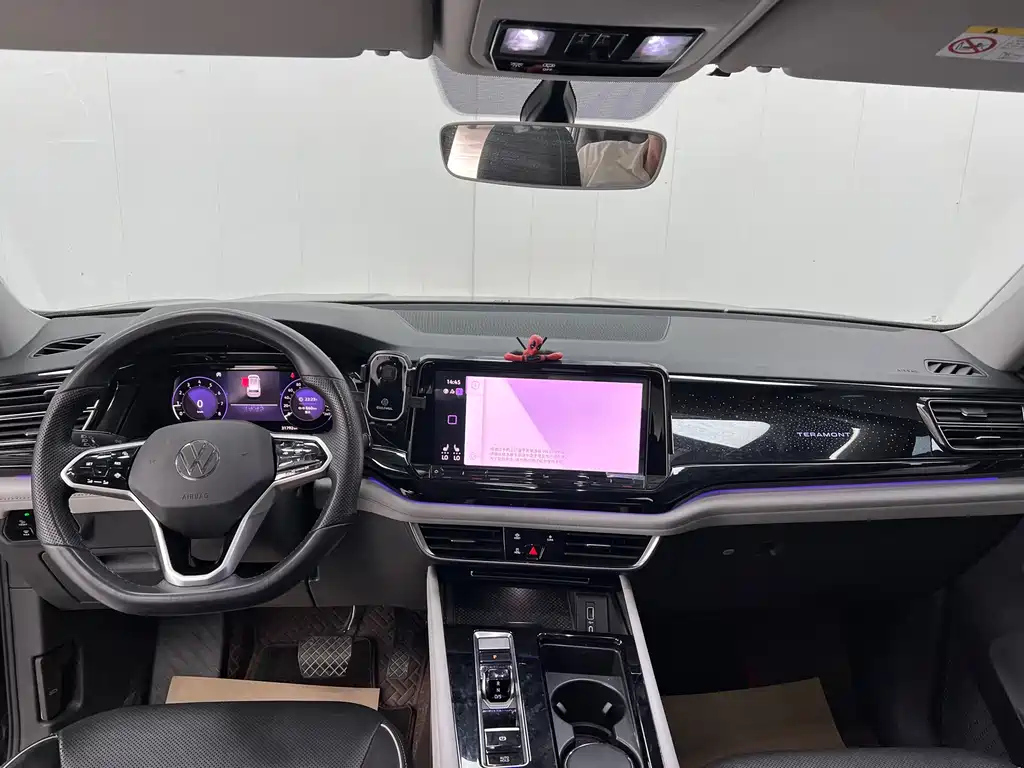 VOLKSWAGEN TOURAN 2022