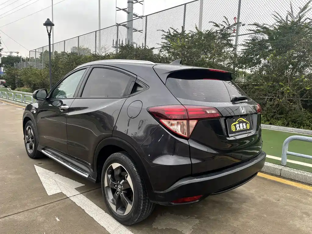 HONDA VEZEL 2017