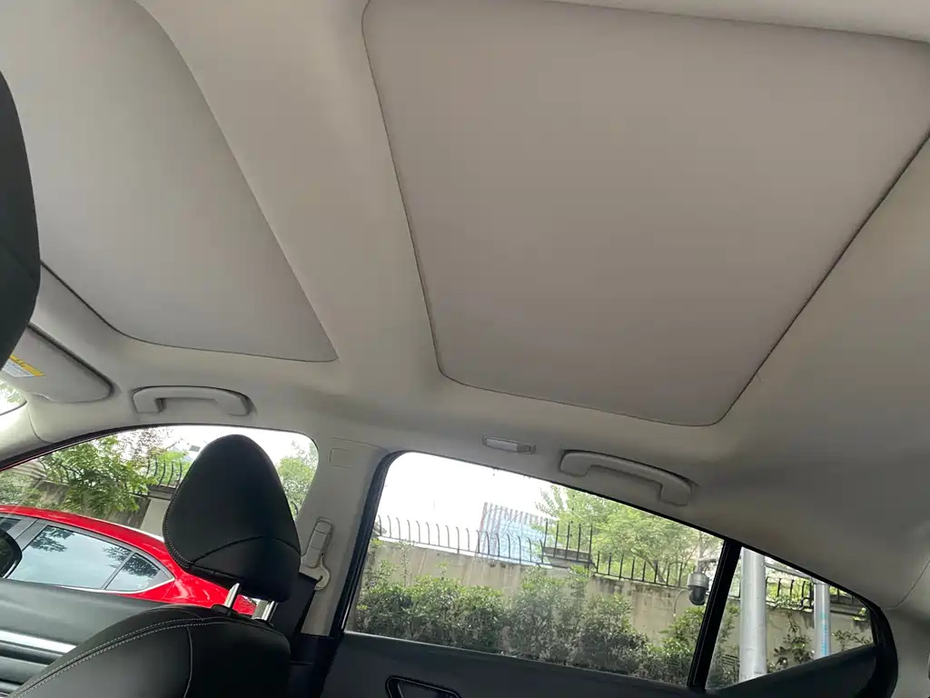NISSAN TEANA 2022