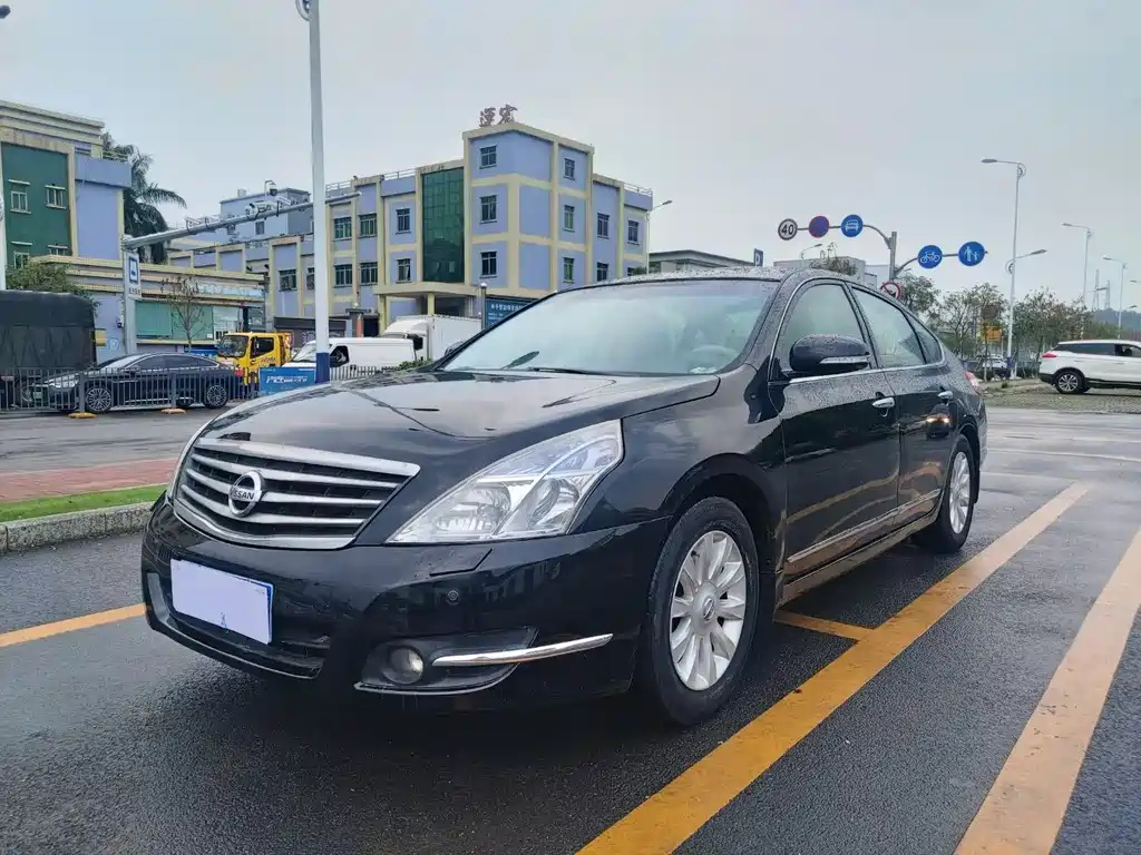 NISSAN TEANA 2009