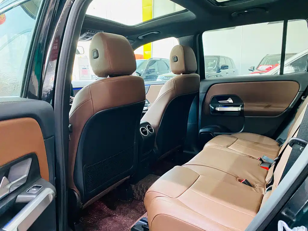 MERCEDES BENZ GLB 2022