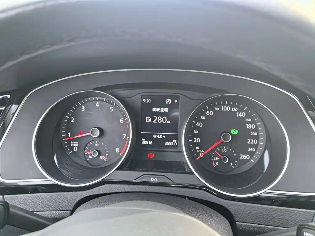 VOLKSWAGEN MAGOTAN 2021