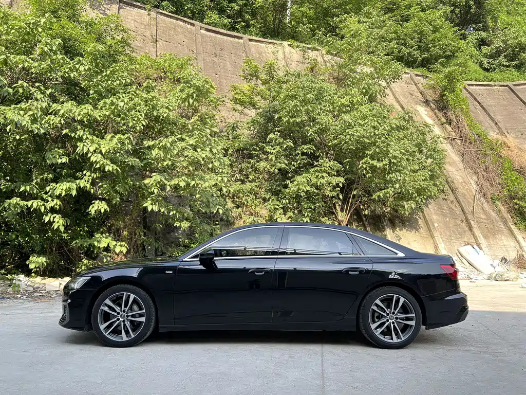 AUDI A6L 2020