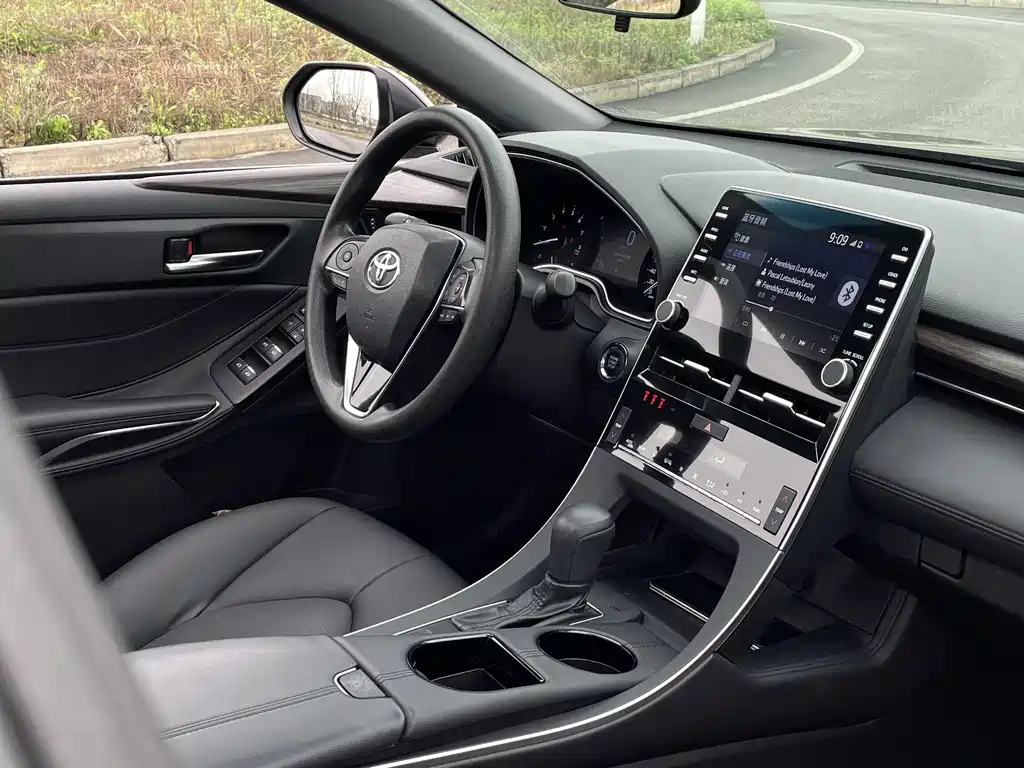 TOYOTA AVALON 2021