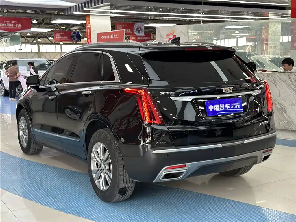 CADILLAC XT5 2020