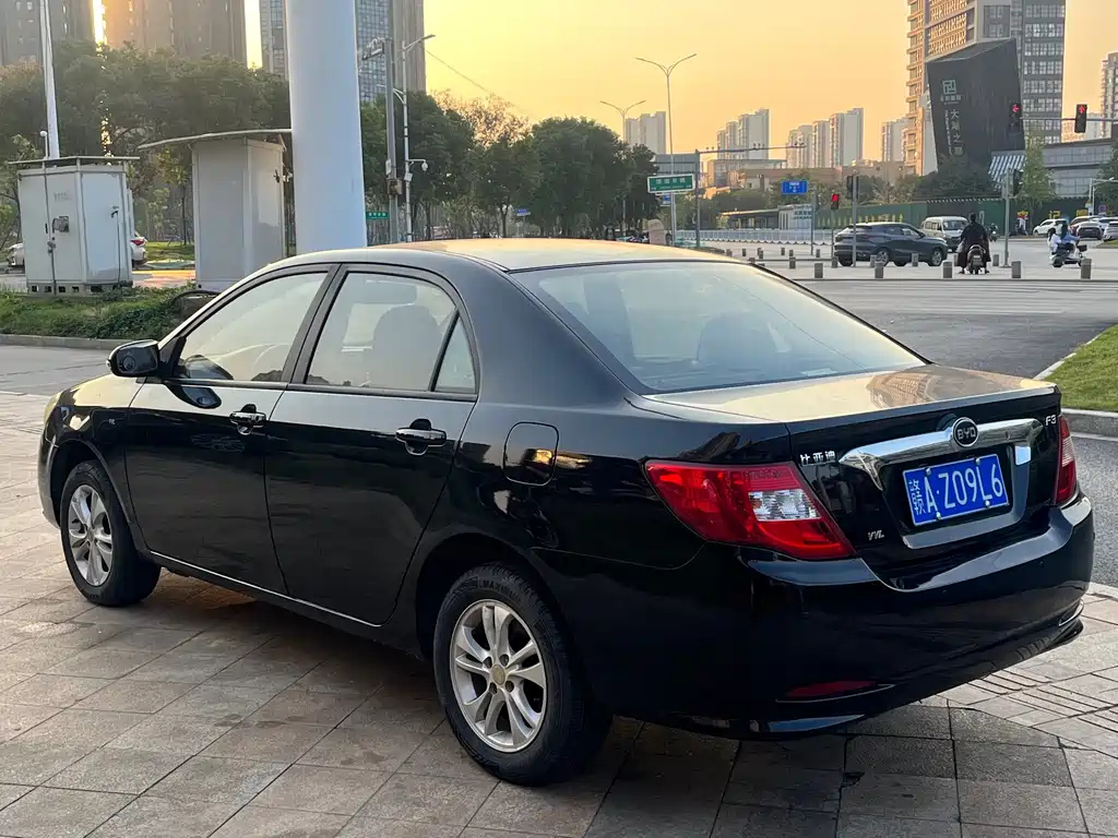 BYD F3 2016