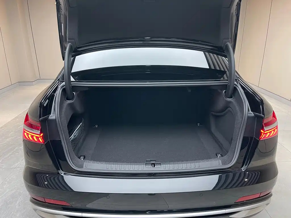 AUDI A6L 2022
