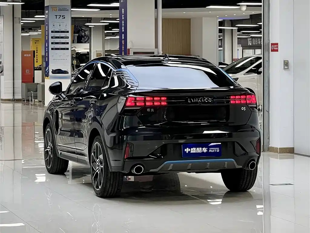 LYNK&CO 05 2021