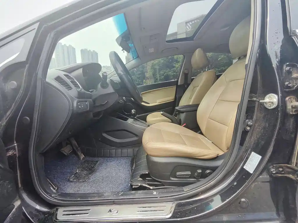 KIA K3 2013
