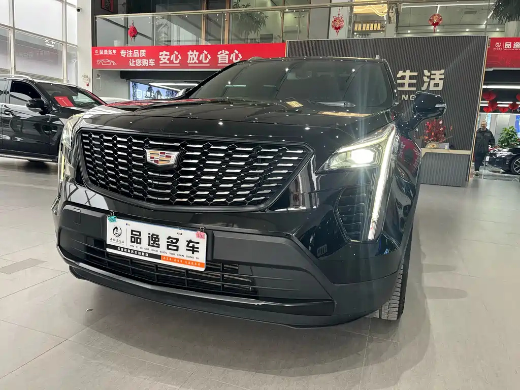 CADILLAC XT4 2021