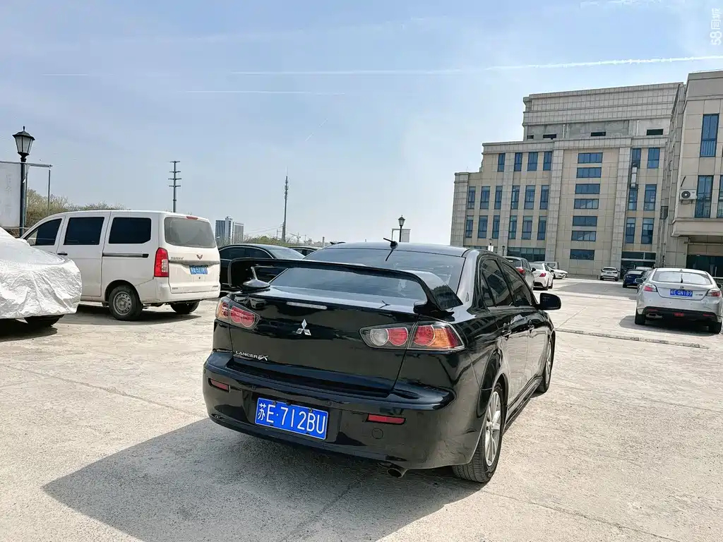 MITSUBISHI LANCER EX 2014
