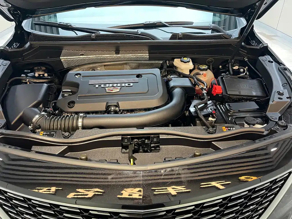 CADILLAC XT4 2022