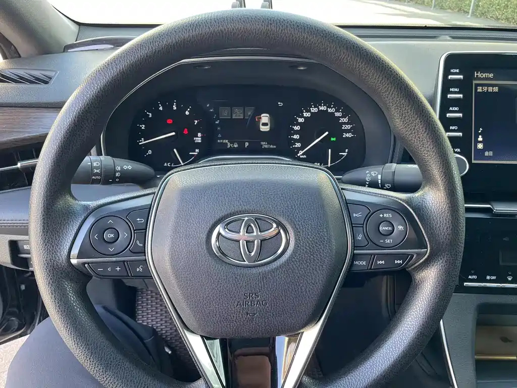 TOYOTA AVALON 2020