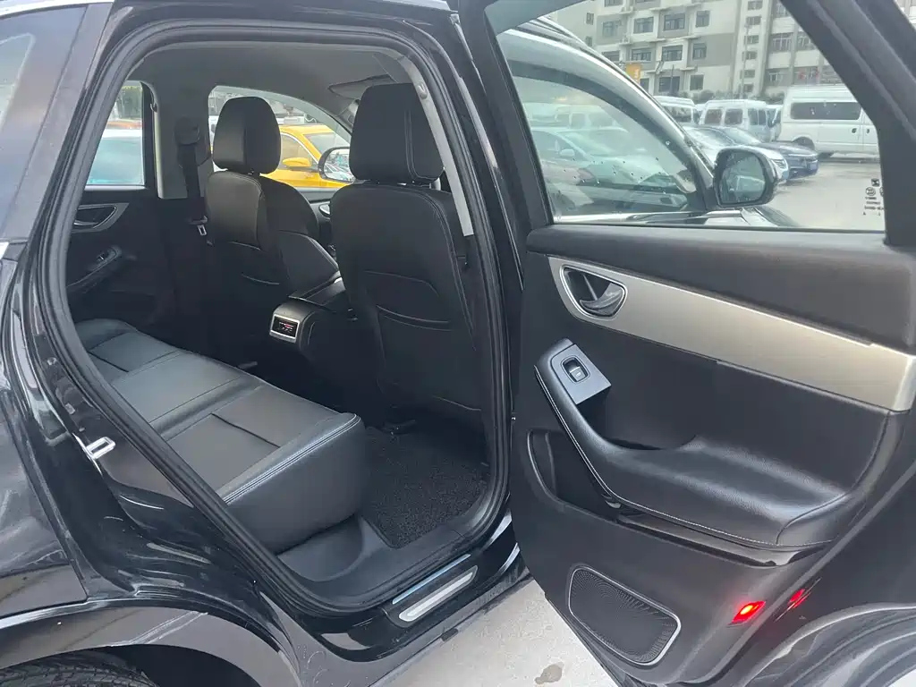 ZOTYE SR7 2016