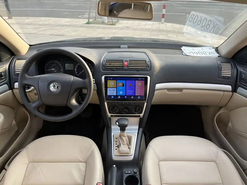 SKODA OCTAVIA 2009