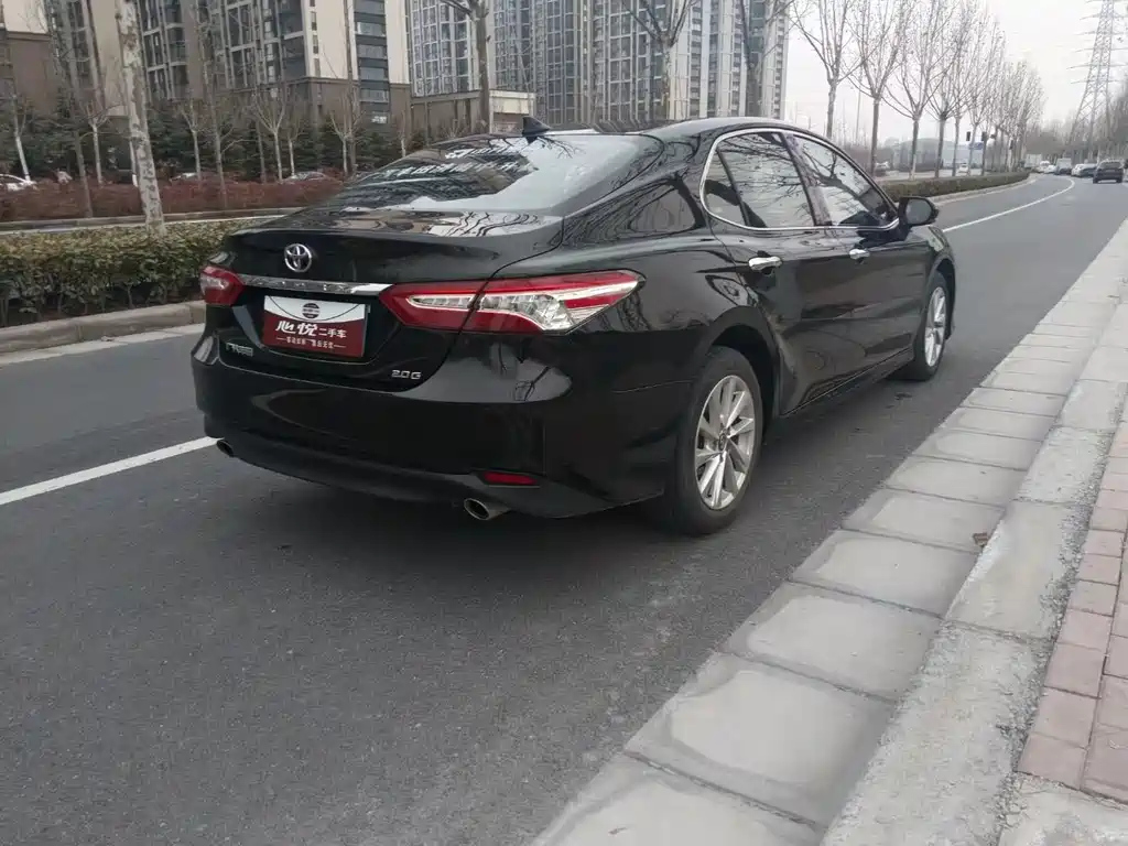 TOYOTA CAMRY 2021