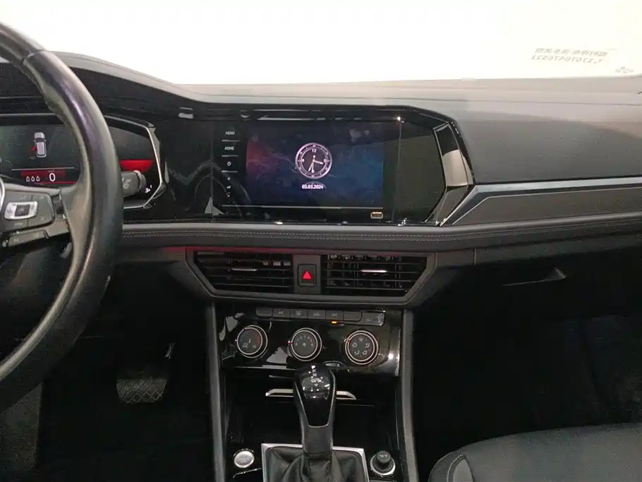 VOLKSWAGEN SAGITAR 2021