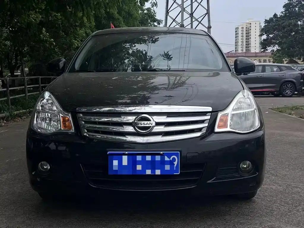 NISSAN SYLPHY 2018