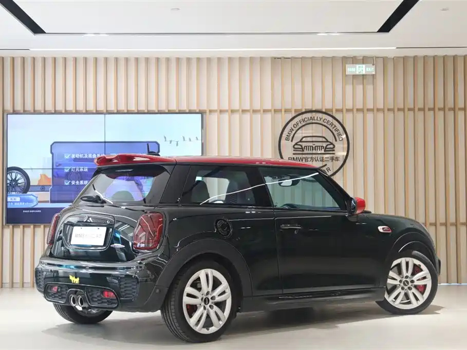 MINI JCW 2021