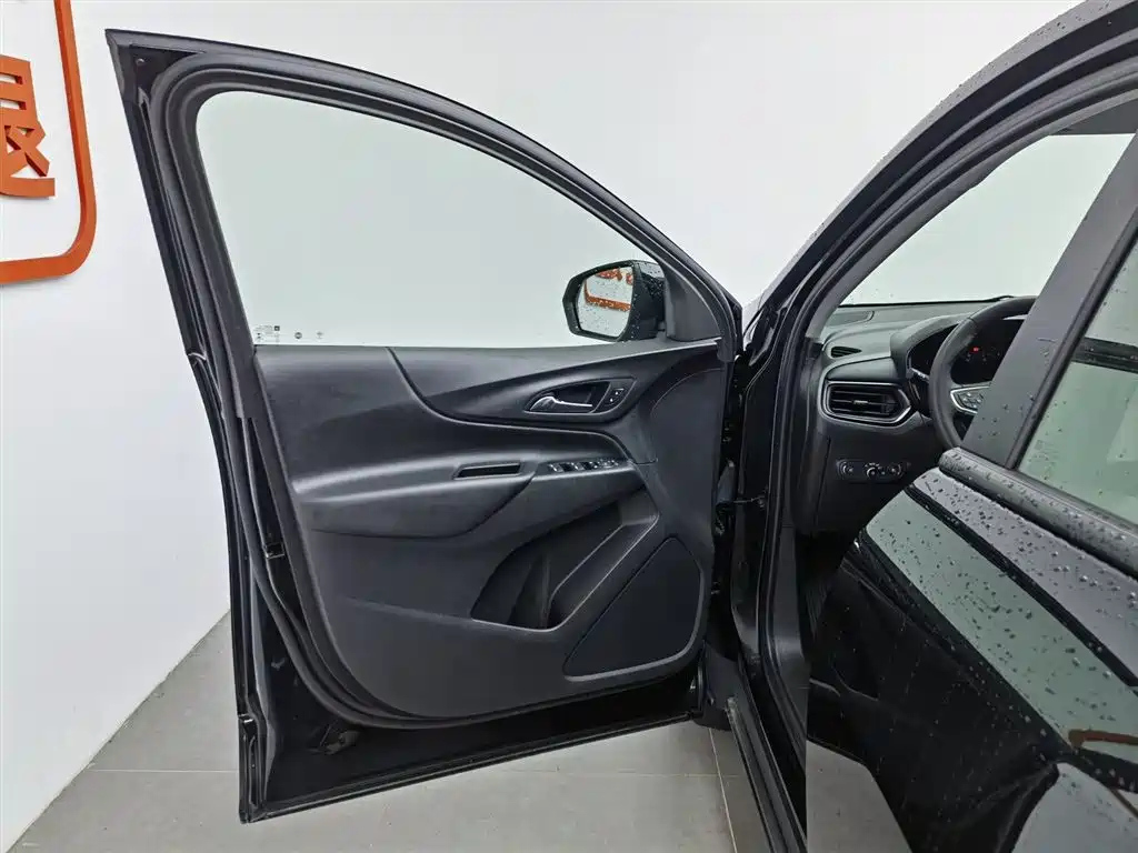 CHEVROLET EXPLORER 2022
