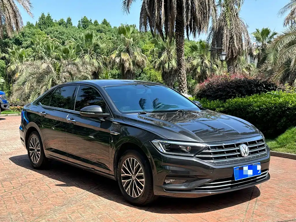 VOLKSWAGEN SAGITAR 2021