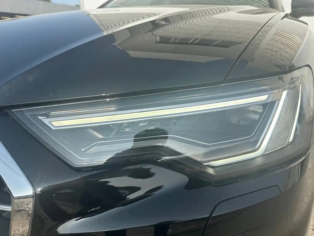 AUDI A6L 2022