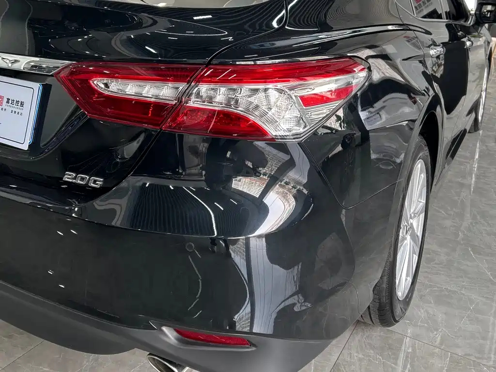 TOYOTA CAMRY 2023